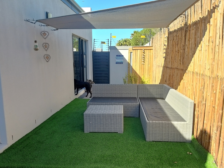 7 Bedroom Property for Sale in Melkbosstrand Central Western Cape